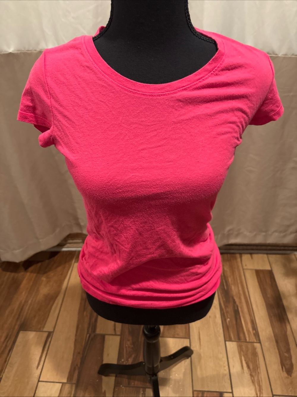 NOBO Women's Short Sleeve Crewneck Tee in Hot Pink